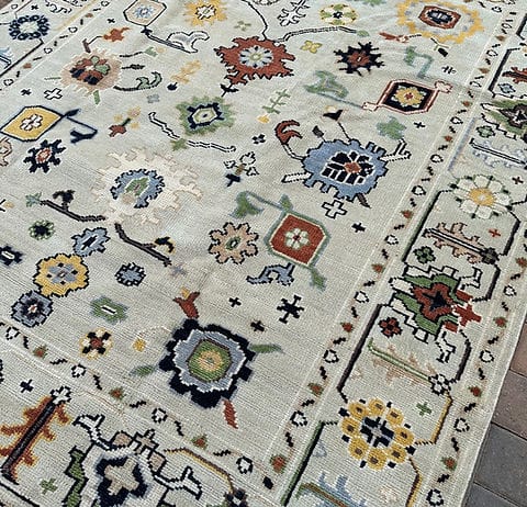 Ivory Multicolor Geometric Ruga