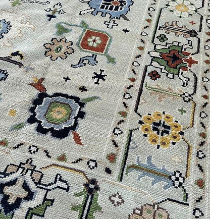 Ivory Multicolor Geometric Ruga
