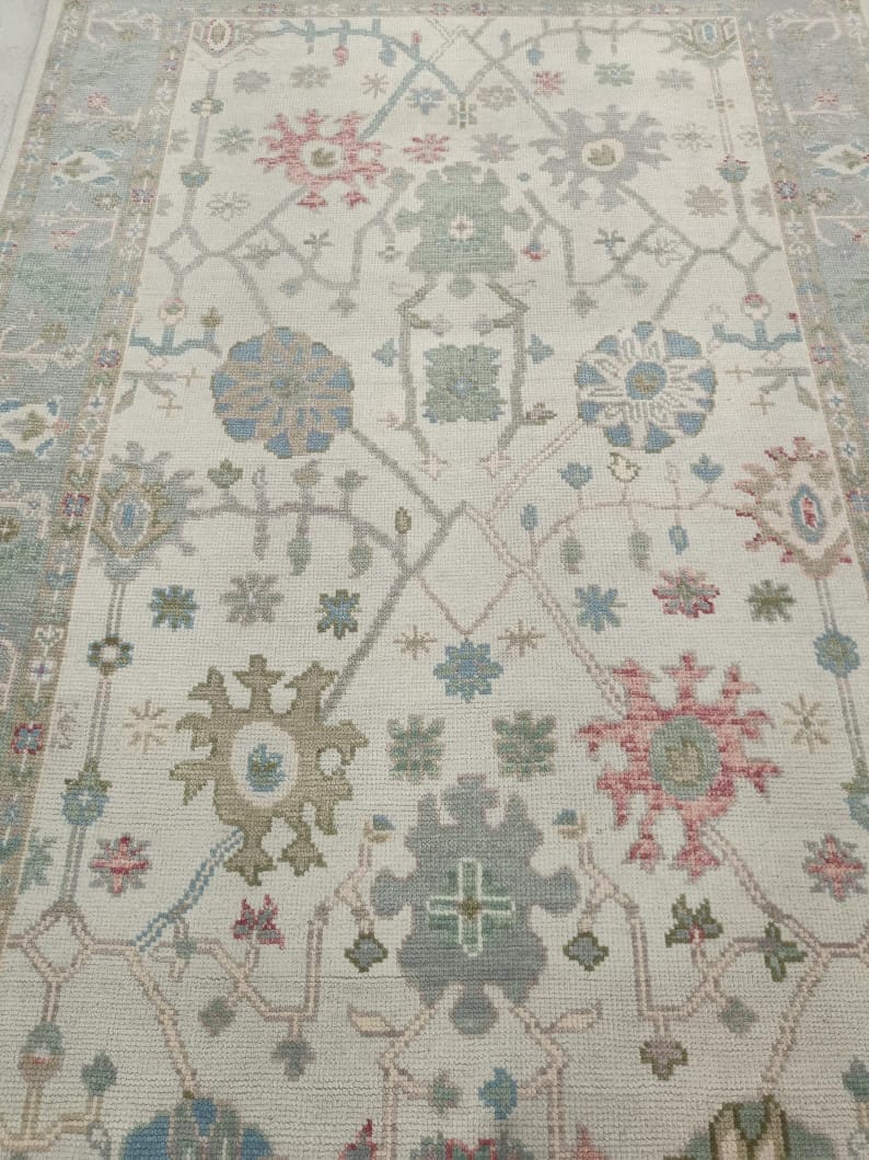 Sage Blue Blush Hand Tufted Vintage Style